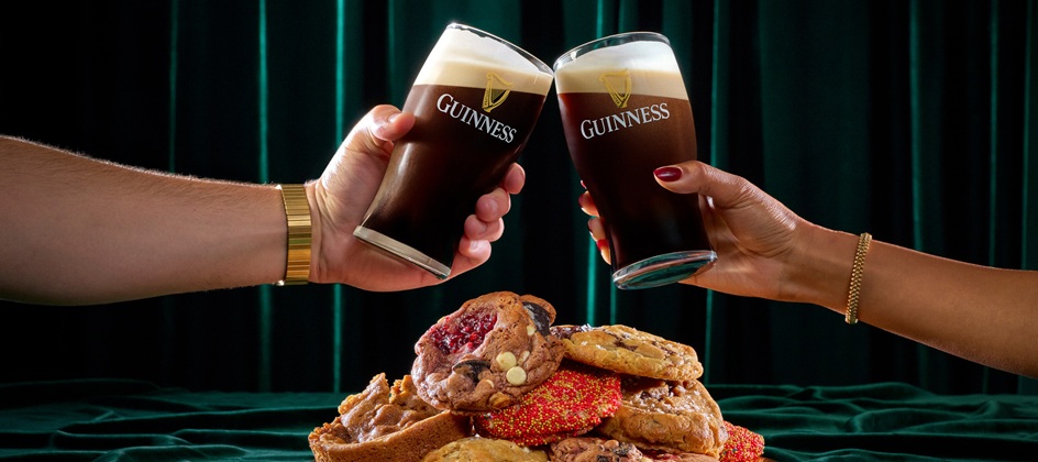 Guinness pairs cookies and pints for the holiday season